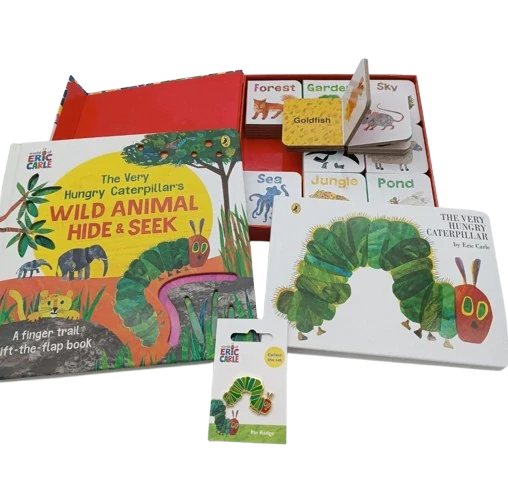 Hungry Caterpillar sada 3 knihy o hladové housence a odznak