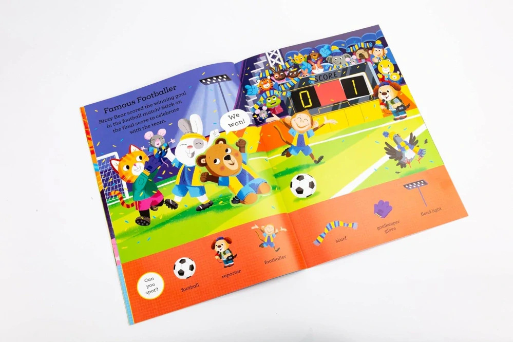 Bizzy Bear Sticker Book: Busy Jobs obrázkový sešit se samolepkami
