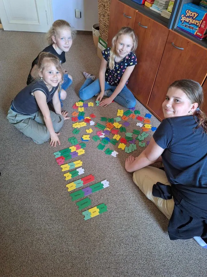 Skill Builders! Sentence Puzzles první věty v angličtině