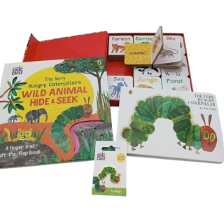 Hungry Caterpillar sada 3 knihy o hladové housence a odznak